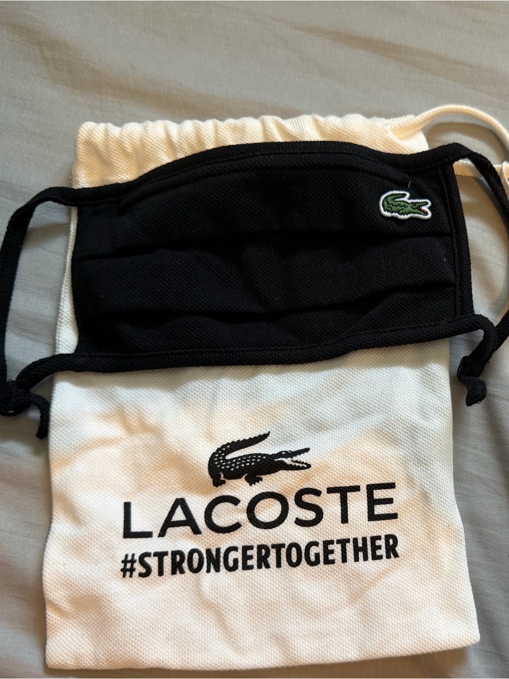 Lacoste MBlack Face Mask with Drawstring Pouch